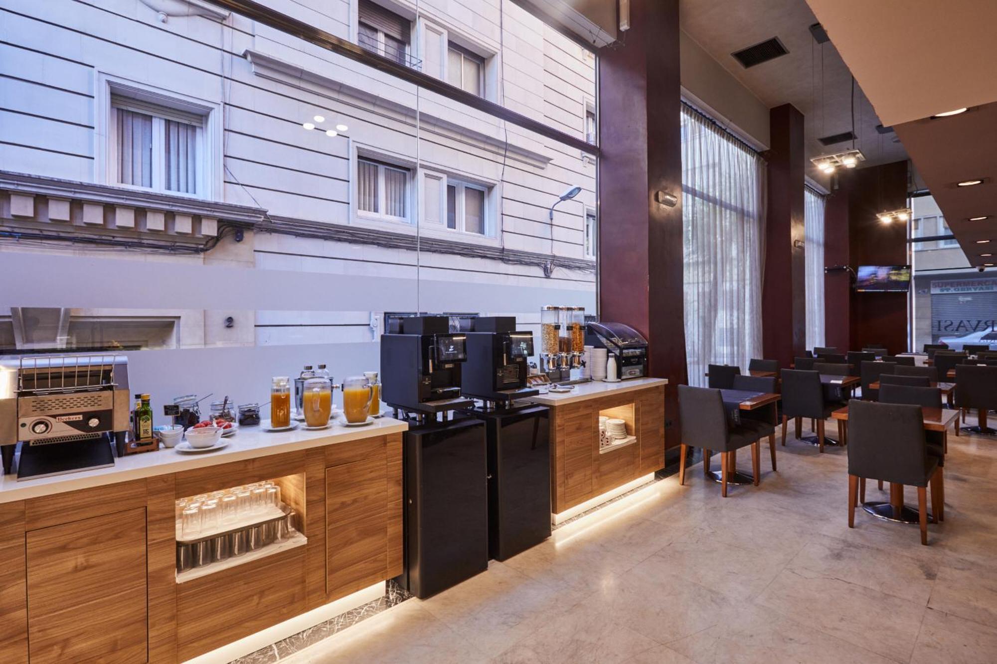 Silken Sant Gervasi Hotell Barcelona Exteriör bild
